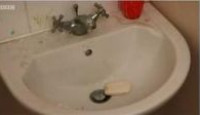 image Homes Under the Hammer season 22 episode 67